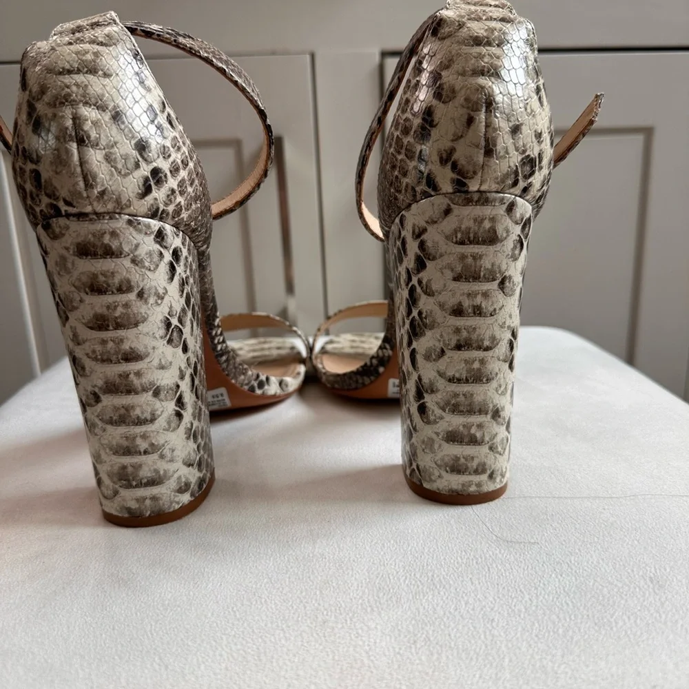 Shutz python heels - Picture 4 of 5